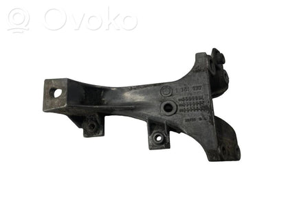 Dzinēja nostiprināšanas stiprinājums-kronšteins