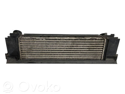 Starpdzesētāja radiators