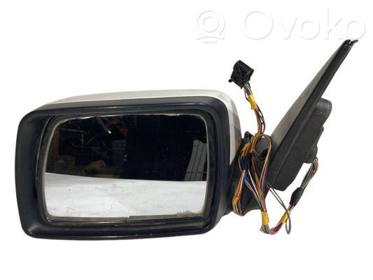 Mirror (electrically controlled)