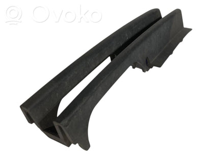 Apakšējais režģis (trīsdaļīgs)