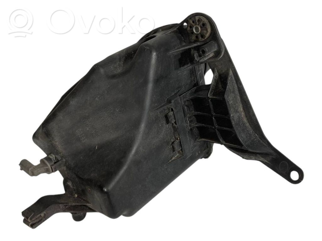 Dzesēšanas šķidruma izplešanās tvertne