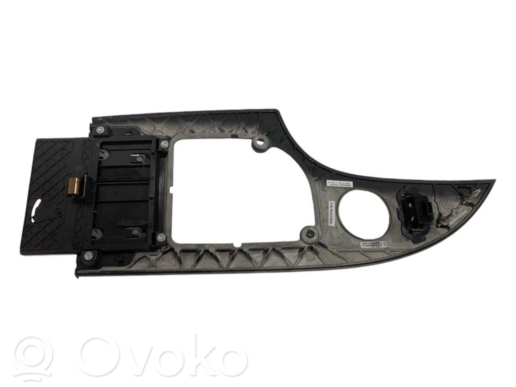 Отделка панели