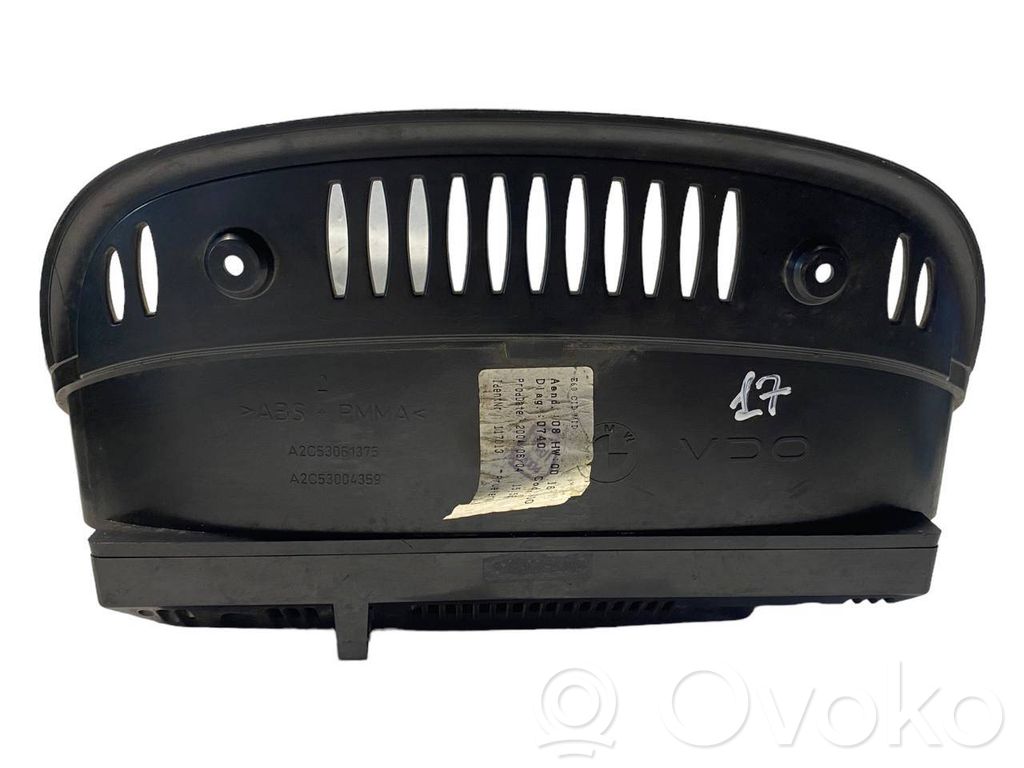 Ekrāns / displejs / mazais ekrāns