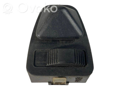 Side mirror switch