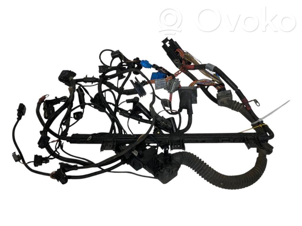 Dzinēja vadu instalācija