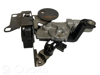 Aizmugurējā loga tīrītāja motoriņš