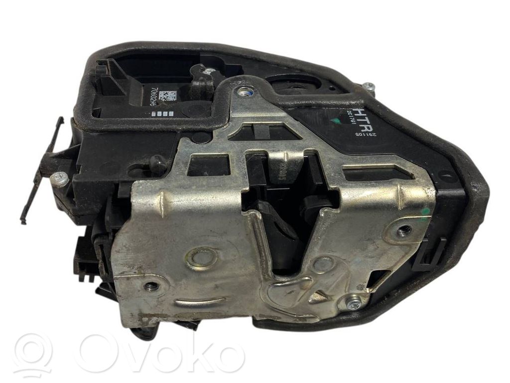 Aizmugurē slēdzene