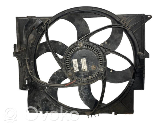 Elektrisks radiatoru ventilators