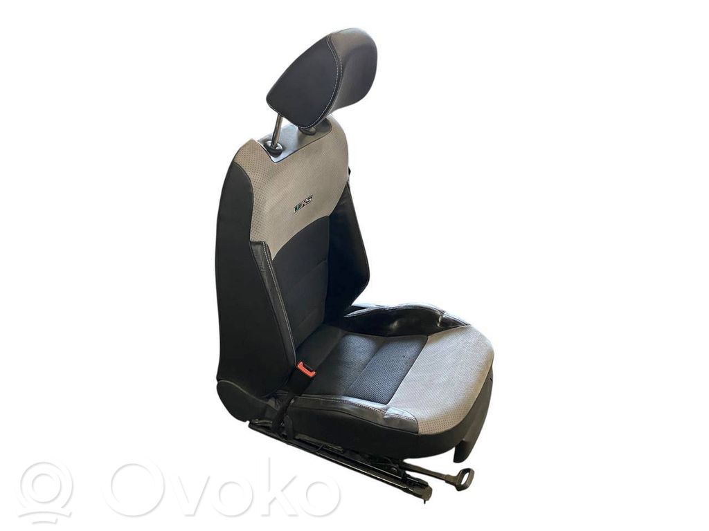 Sēdekļu komplekts