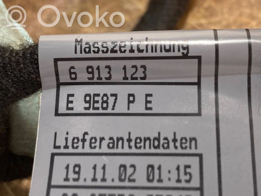 Priekšējo durvju apdare