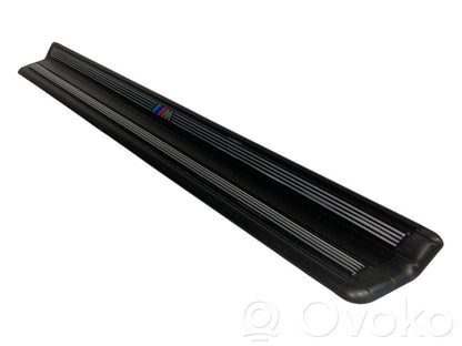 Front sill trim (inner)