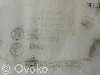 Бачок для жидкости для окон