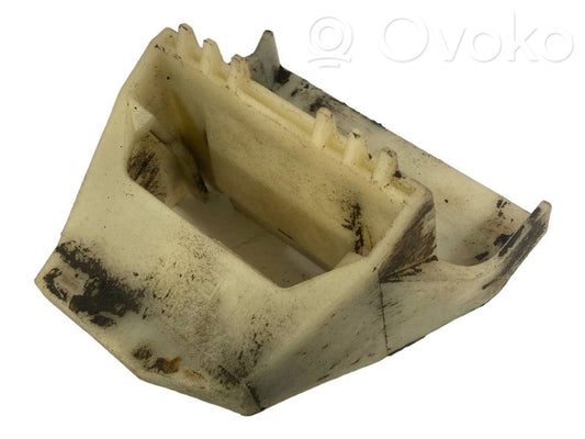 Radiatora (-u) turētājs / kronšteins