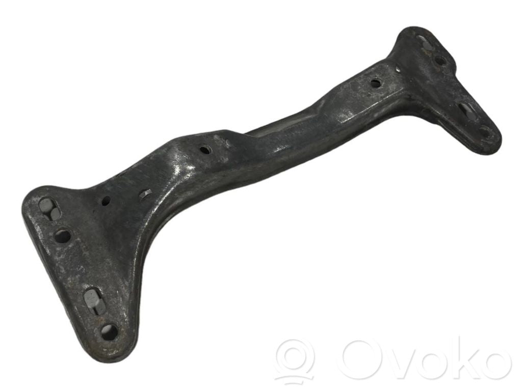 Кронштейн крепления трансмиссии