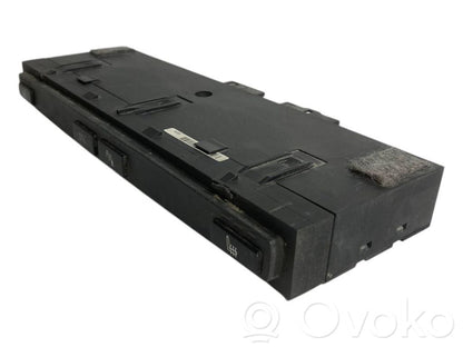 Sēdekļu apsildes slēdzis