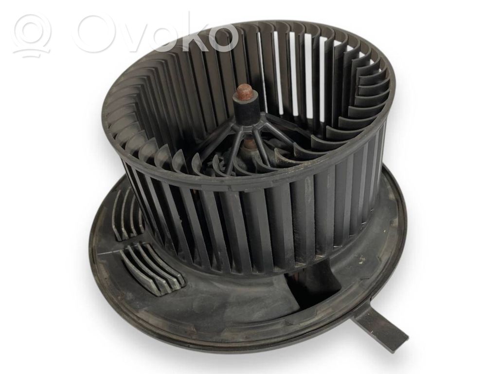 Small radiator fan