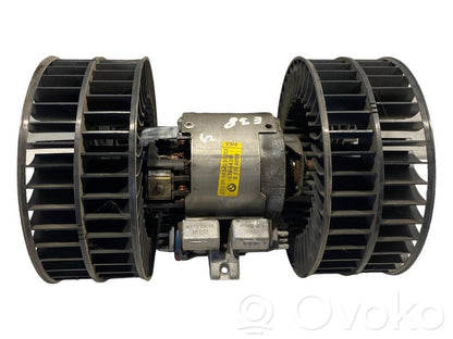 Маленький вентилятор радиатора