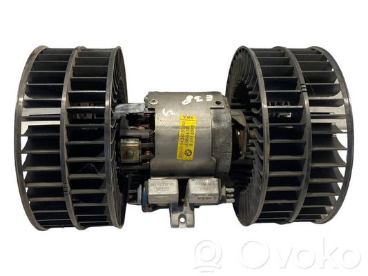 Mazā radiatora ventilators
