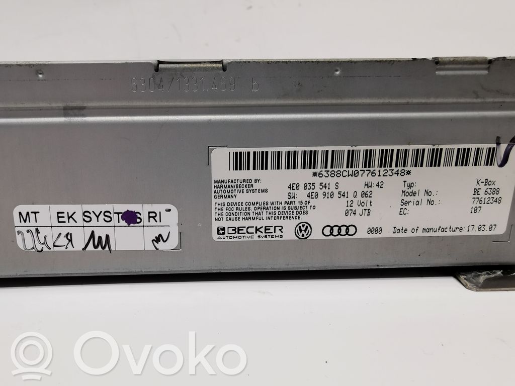 Radio / CD/DVD atskaņotājs / navigācija