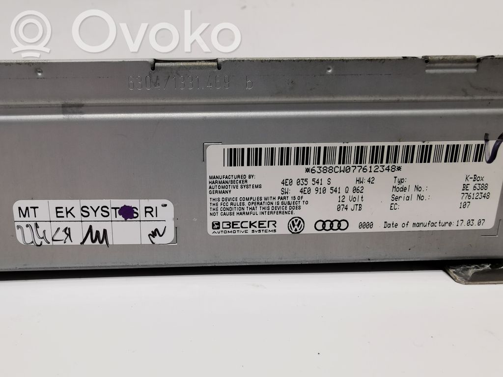 Radio / CD/DVD atskaņotājs / navigācija