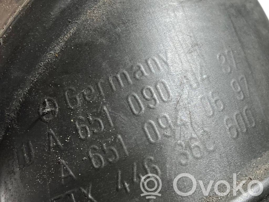 Gaisa caurule uz turbīnu