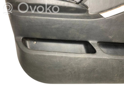 Priekšējo durvju apdare