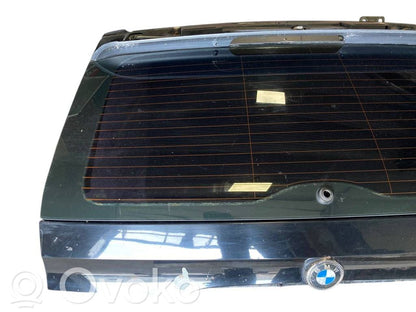 Aizmugurējais pārsegs (bagāžnieks)