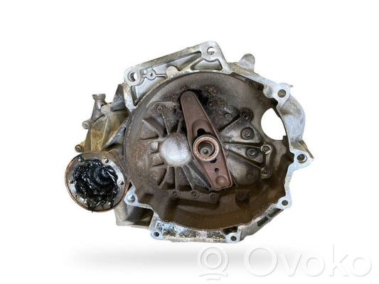 Mehāniska 5 ātrumu pārnesumkārba