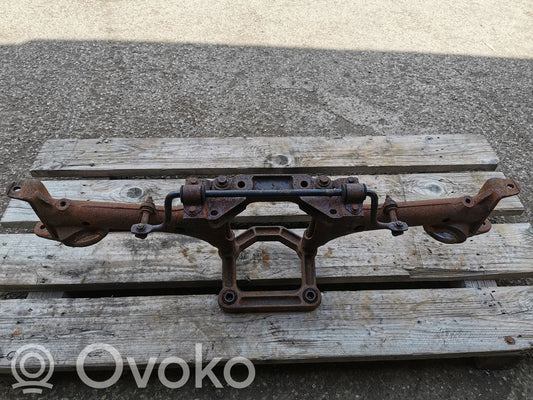 Pusrāmis aizmugurējais / priekšējais