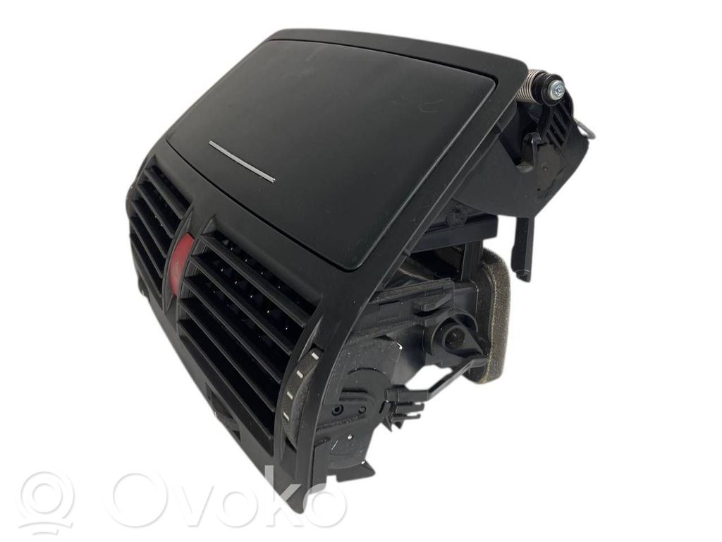 Centrālais gaisa ventilācijas režģis