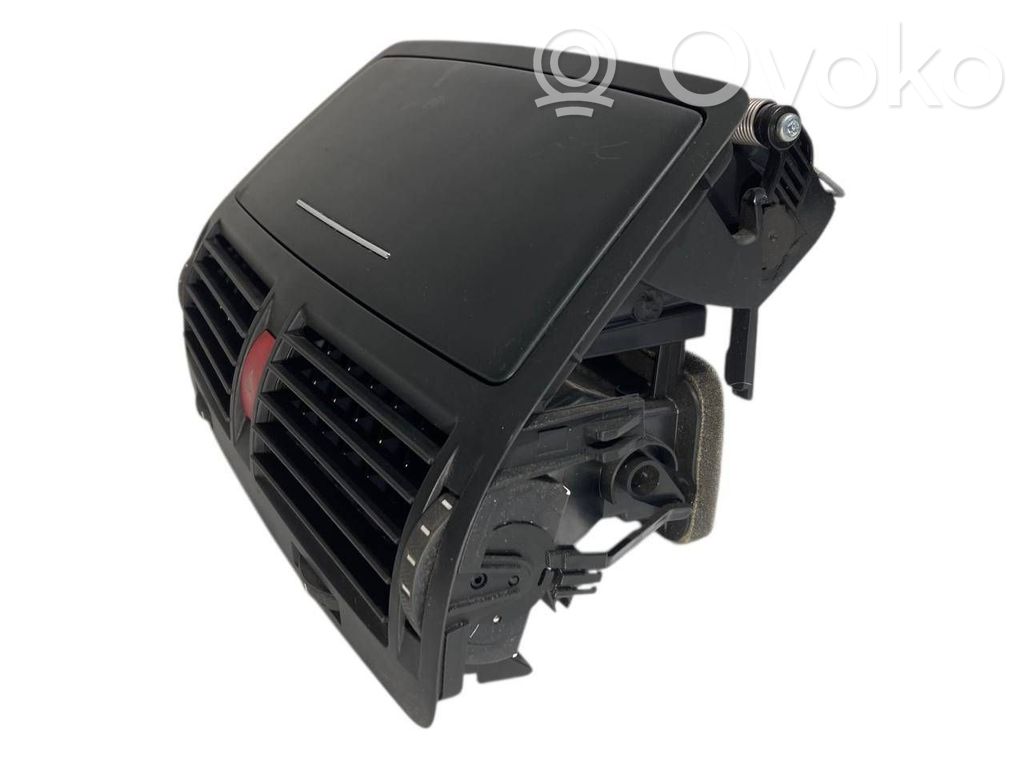 Centrālais gaisa ventilācijas režģis