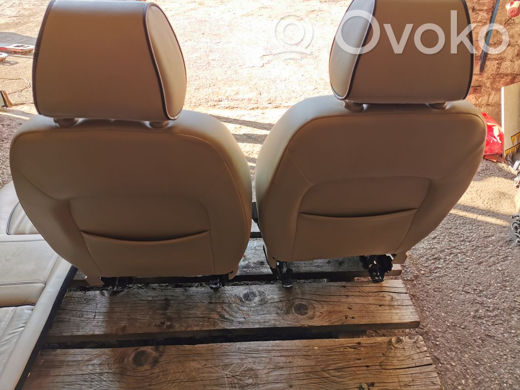 Комплект деталей интерьера