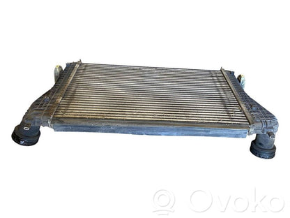 Starpdzesētāja radiators