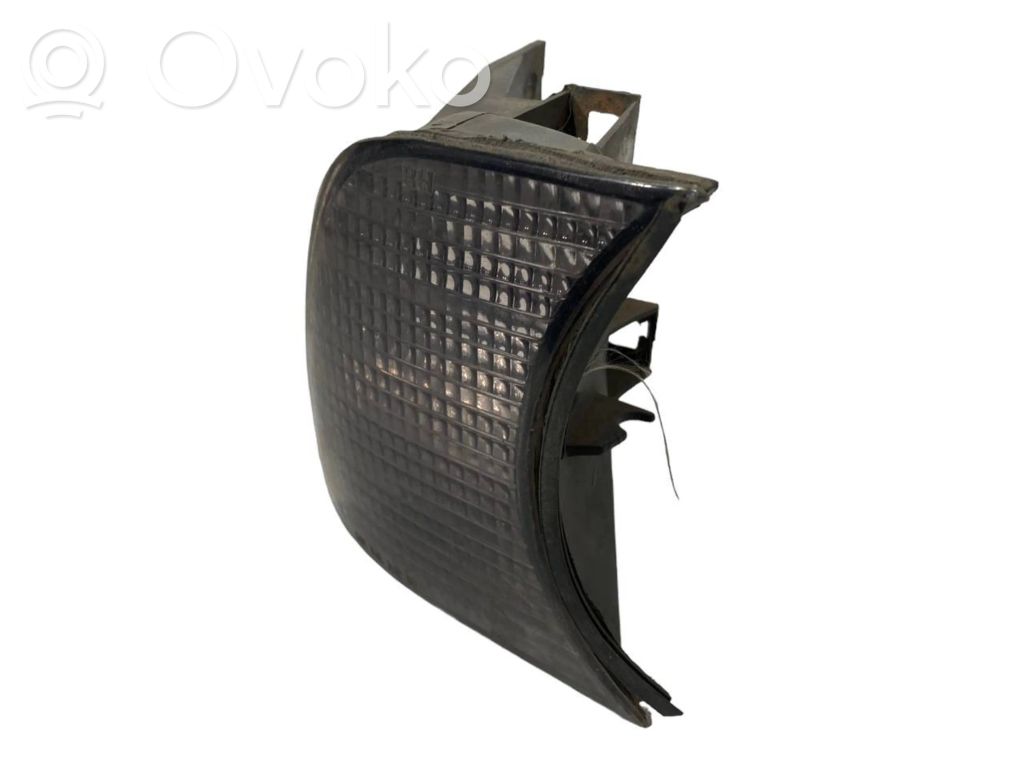 Priekšējais pagrieziena lukturis