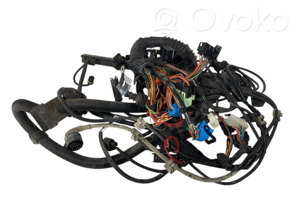 Dzinēja vadu instalācija