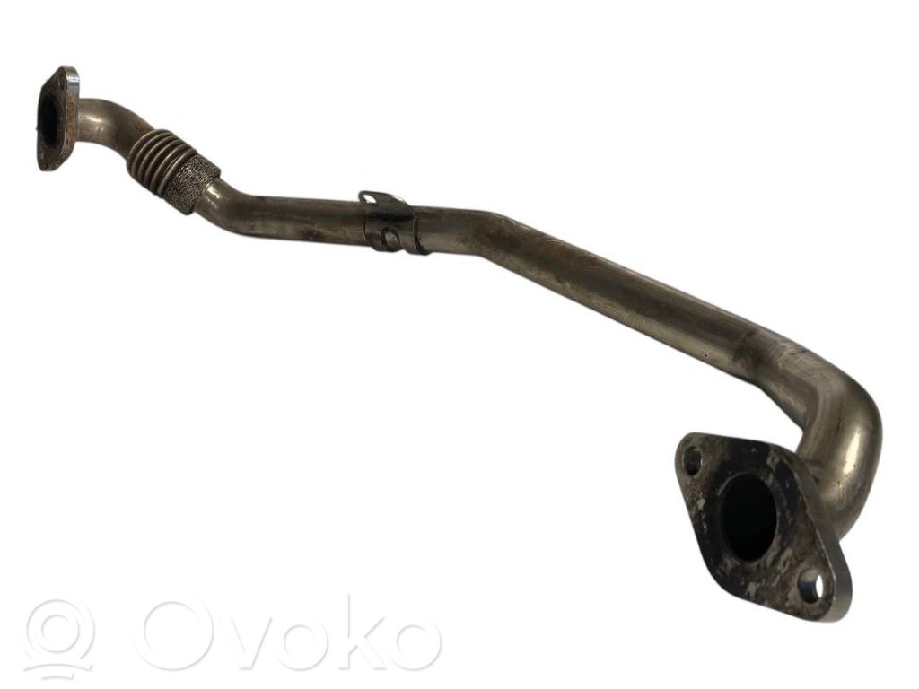 Caurulīte (-es) / šļūtene (-es)