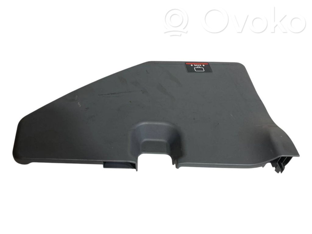 Cita veida bagāžnieka dekoratīvās apdares detaļa