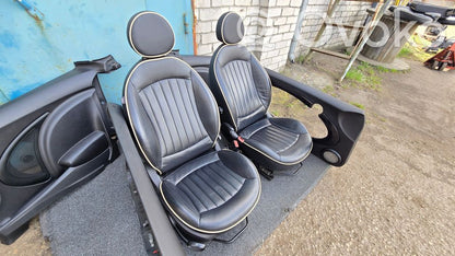 Salona daļu komplekts