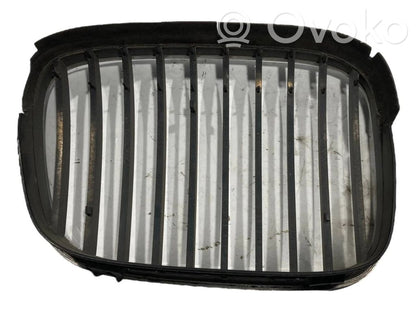Front grille