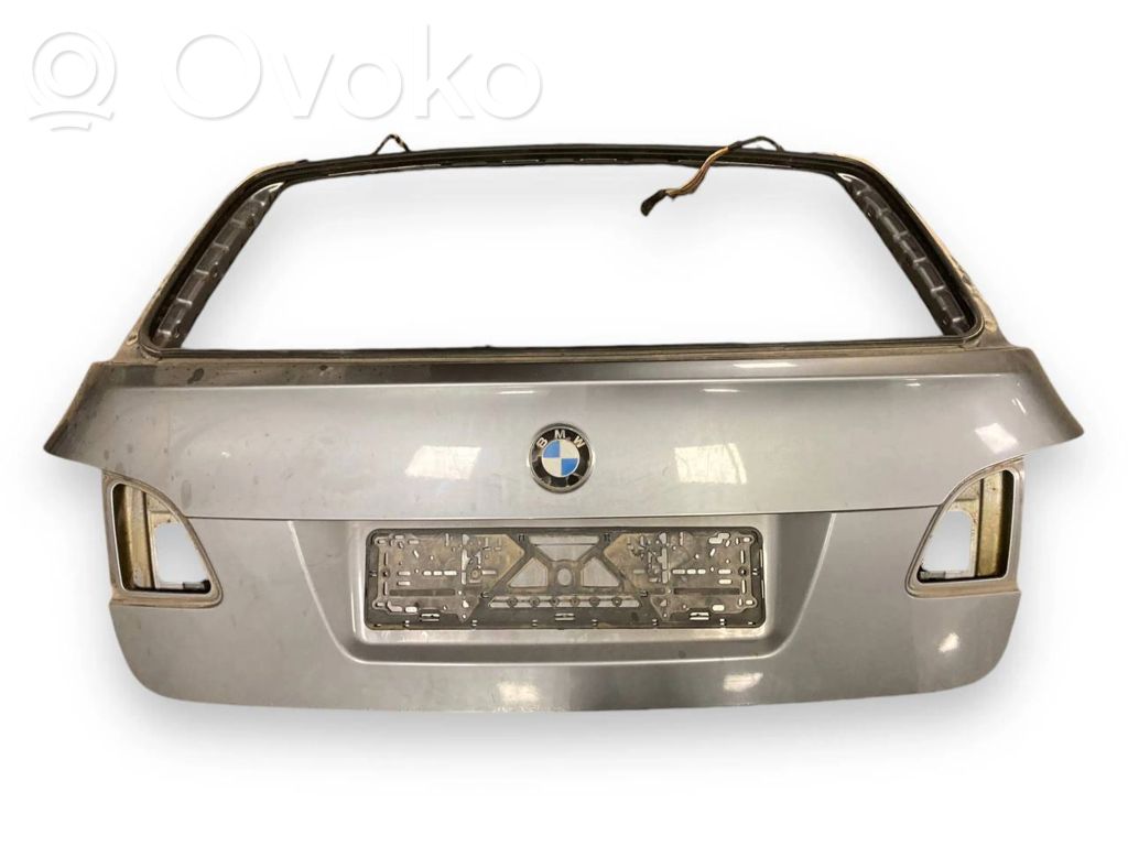 Aizmugurējais pārsegs (bagāžnieks)