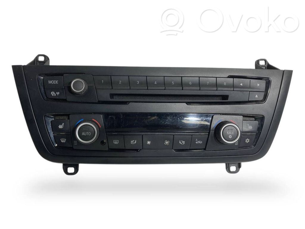 Gaisa kondicioniera / klimata kontroles / salona apsildes vadības bloks (salonā)