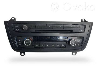 Gaisa kondicioniera / klimata kontroles / salona apsildes vadības bloks (salonā)