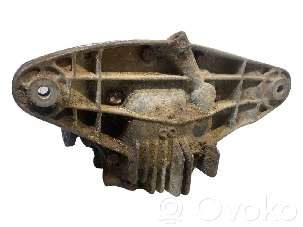 Aizmugurējais reduktors