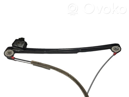 Priekšpusē elektriskā loga pacelšanas mehānisma komplekts