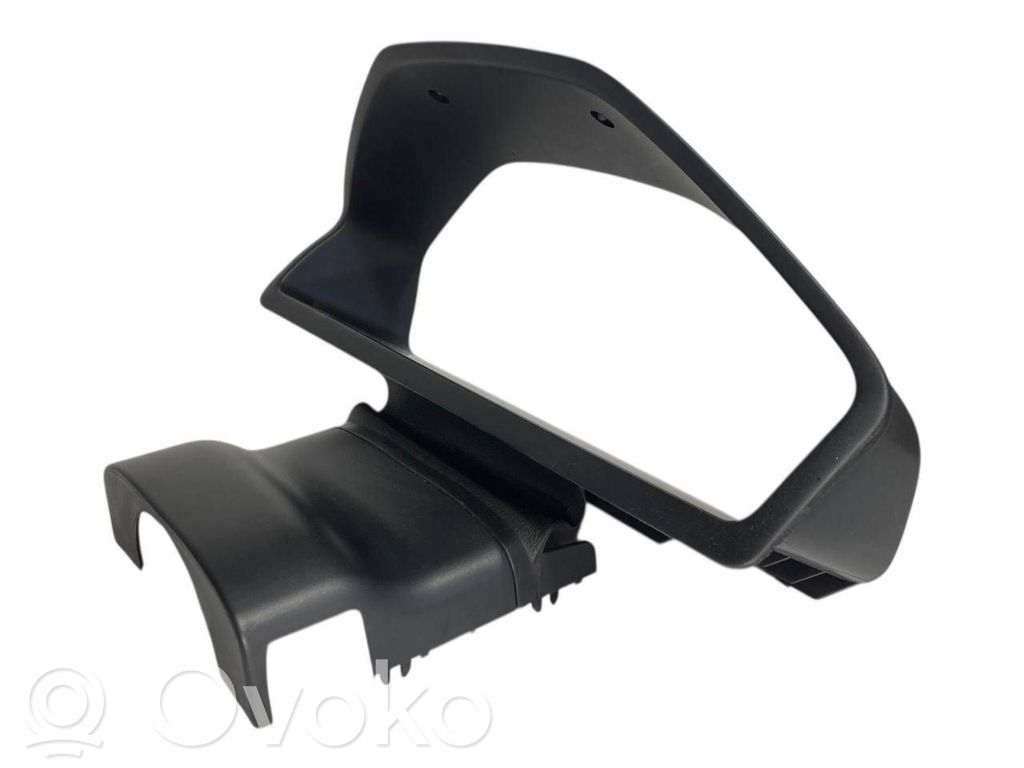 Instrumentu paneļa dekoratīvā apdare