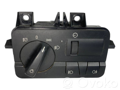 Headlight switch
