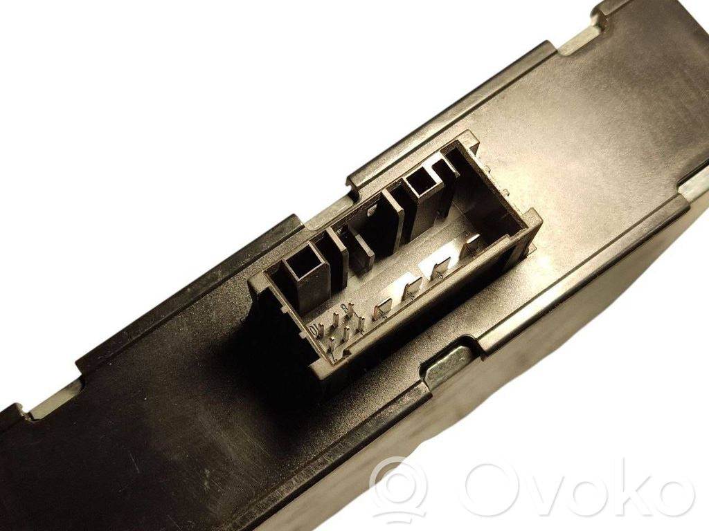 Sprieguma pārveidotājs