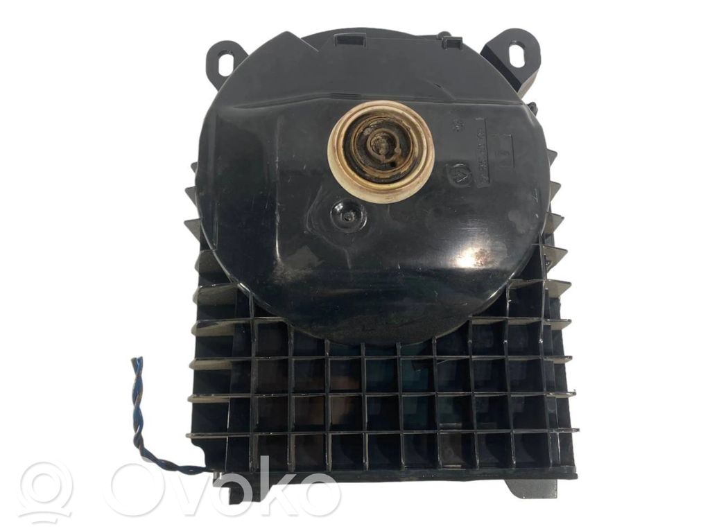 Zemo frekvenču skaļrunis