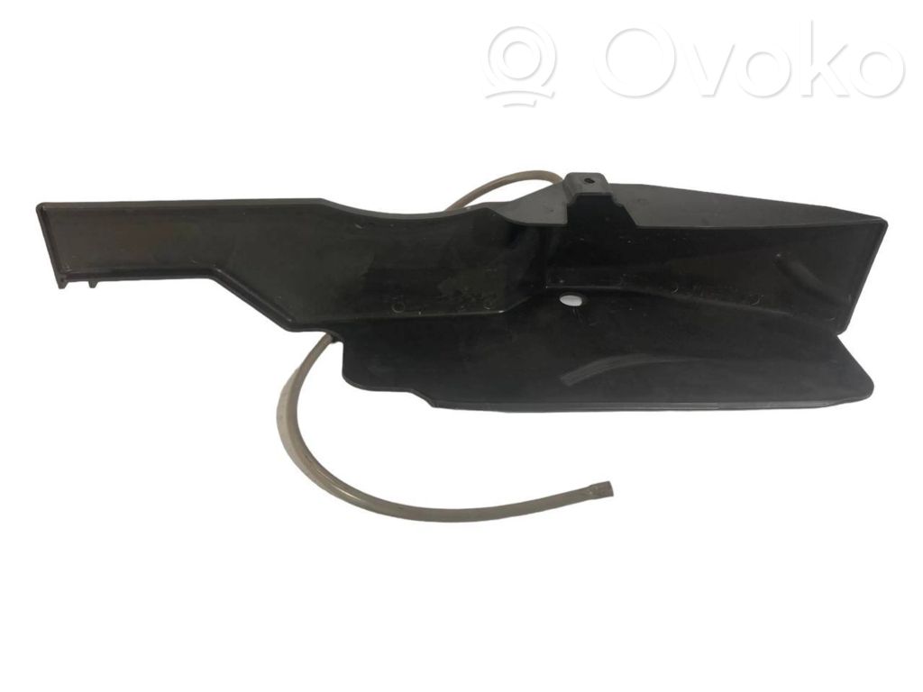 Cita veida bagāžnieka dekoratīvās apdares detaļa