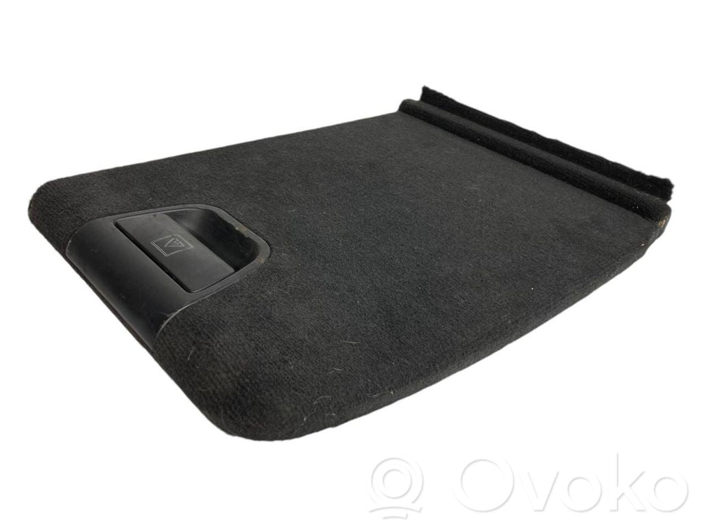 Side decorative trim panel